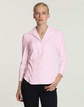 Load image into Gallery viewer, Donna 3/4 Sleeve Wing Collar "T" Shirt