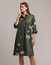 Load image into Gallery viewer, Charlotte 3/4 Sleeve Poppy Print Dress
