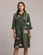 Load image into Gallery viewer, Charlotte 3/4 Sleeve Poppy Print Dress