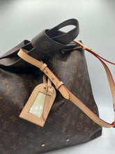 Load image into Gallery viewer, Louis Vuitton Monogram Atlantis GM