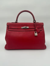 Load image into Gallery viewer, Hermès Red Kelly Casaque Togo 35