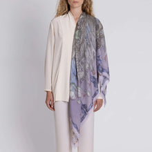 Load image into Gallery viewer, The Glass Swan