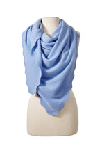 Load image into Gallery viewer, Ruffle Triangle Cashmere Wrap