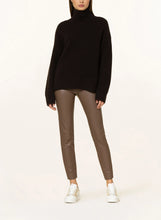 Load image into Gallery viewer, Resa Vegan Leather Legging