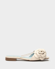 Load image into Gallery viewer, Gardenia Flower Nappa Leather Sandal