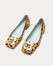 Load image into Gallery viewer, Square Toe Ballet Flat Leopard Print Haircalf