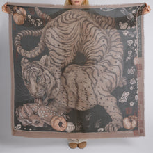 Load image into Gallery viewer, Zouyu, Cry The Deer Cashmere 53" Scarf