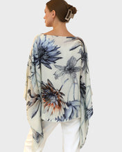 Load image into Gallery viewer, Dahlia Cashmere Printed Poncho