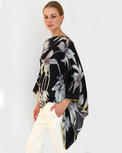 Load image into Gallery viewer, Dahlia Cashmere Printed Poncho