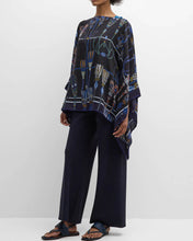 Load image into Gallery viewer, Remini Cashmere Printed Poncho