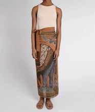 Load image into Gallery viewer, The Rabbits and the Elephant Pareo