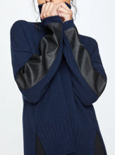 Load image into Gallery viewer, Yumi Turtleneck Sweater