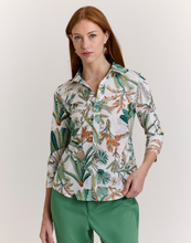 Load image into Gallery viewer, Lizette 3/4 Sleeve Amazonian Print Shirt
