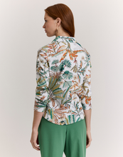 Load image into Gallery viewer, Lizette 3/4 Sleeve Amazonian Print Shirt
