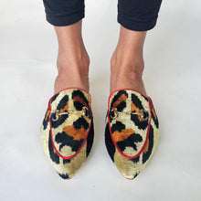 Load image into Gallery viewer, Olivia Leopard Print Slide
