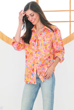 Load image into Gallery viewer, Andie Capri Floral Shirt
