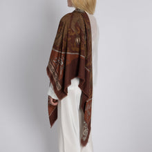Load image into Gallery viewer, Chasing The Pearl Silk Twill 53" Scarf
