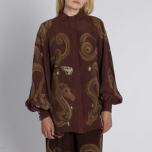 Load image into Gallery viewer, Chasing The Pearl Poet Sleeve Blouse

