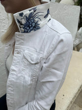 Load image into Gallery viewer, Adore Blue Butterflies White Denim Jacket
