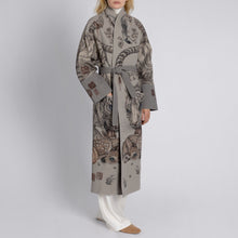 Load image into Gallery viewer, Zouyu, Cry The Deer Wool Wrap Coat
