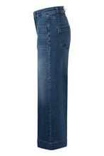 Load image into Gallery viewer, Miru 6/8 Crop Wide-Leg Denim Trouser
